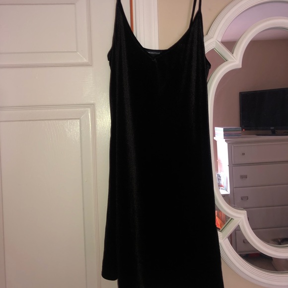Brandy Melville Dresses & Skirts - Brandy Melville Brandy Melville Dresses & Skirts - Brandy Melville